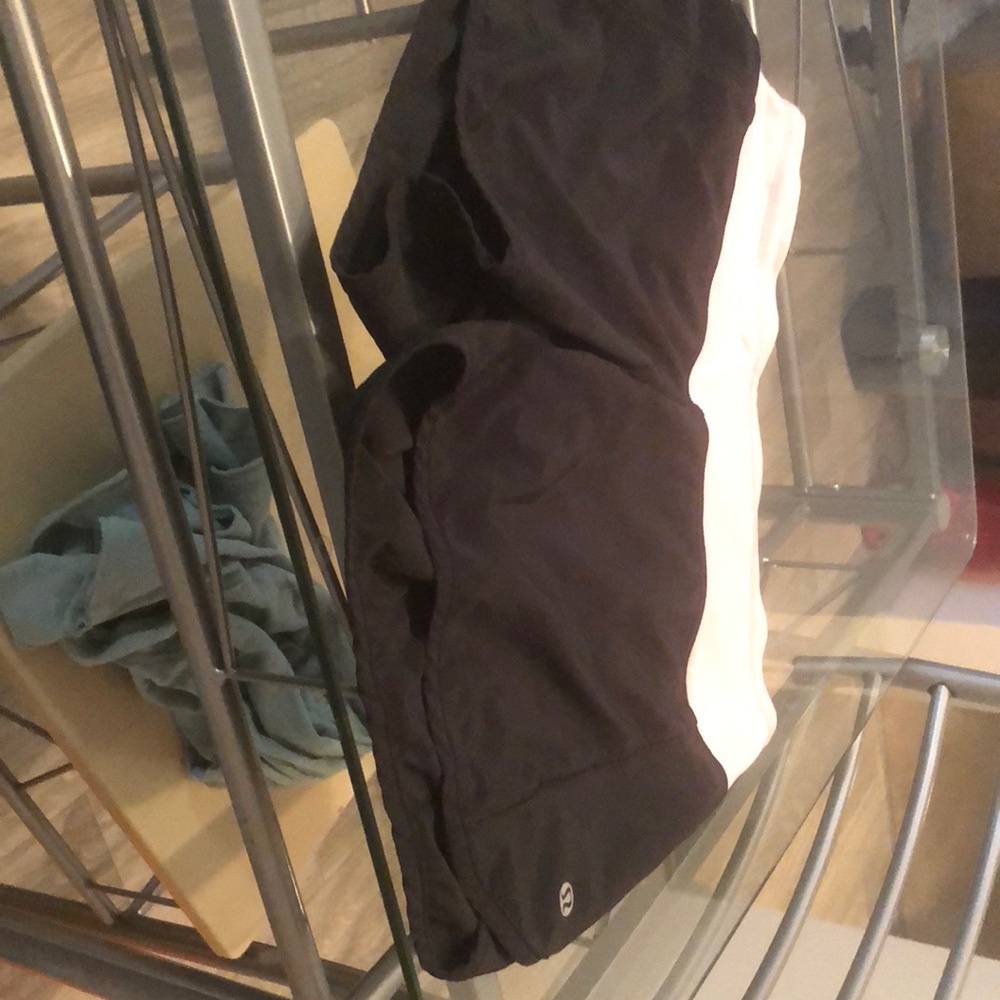 Lululemon black shorts with pink with back zipper